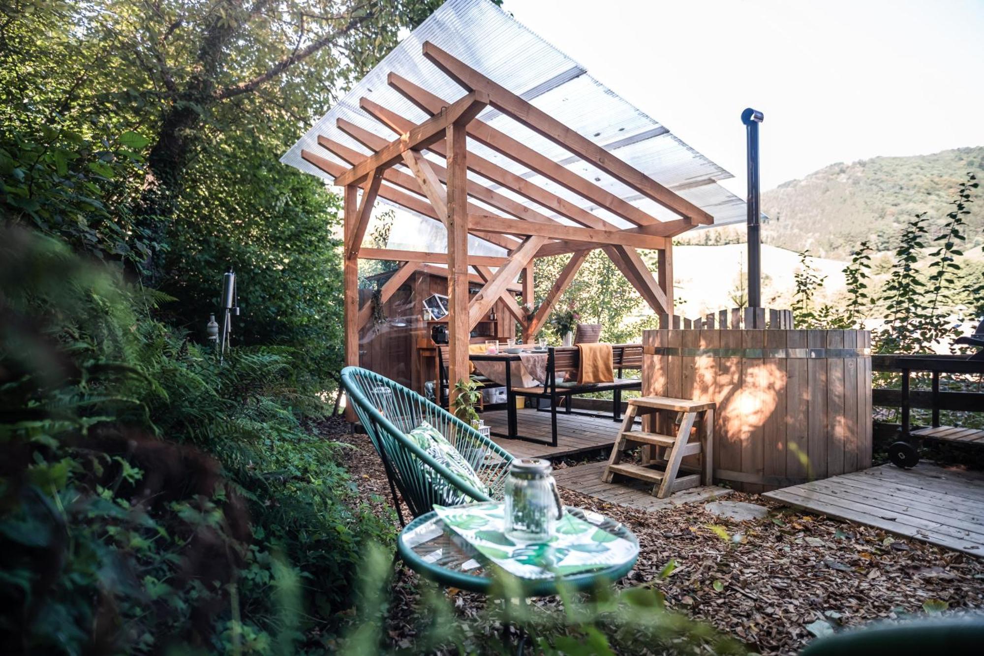 Living Timeless- Bubble Tent Elzach Inklusive Hot Tube Badefass- Schlafen Unterm Sternenhimmel Exterior photo